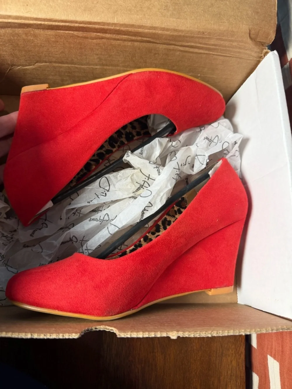 J. Adams Molli Red Suede Wedge Heels // Pinup Retro Office Siren Pump Size 7 NWT